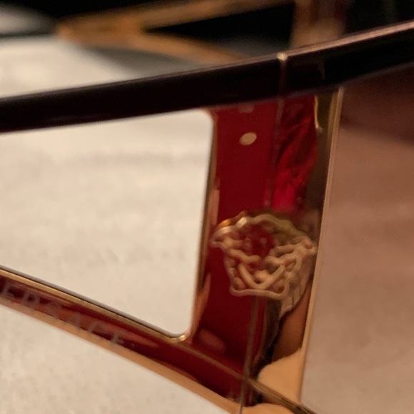 Versace 2040 Sunglasses - Picture 5 of 11
